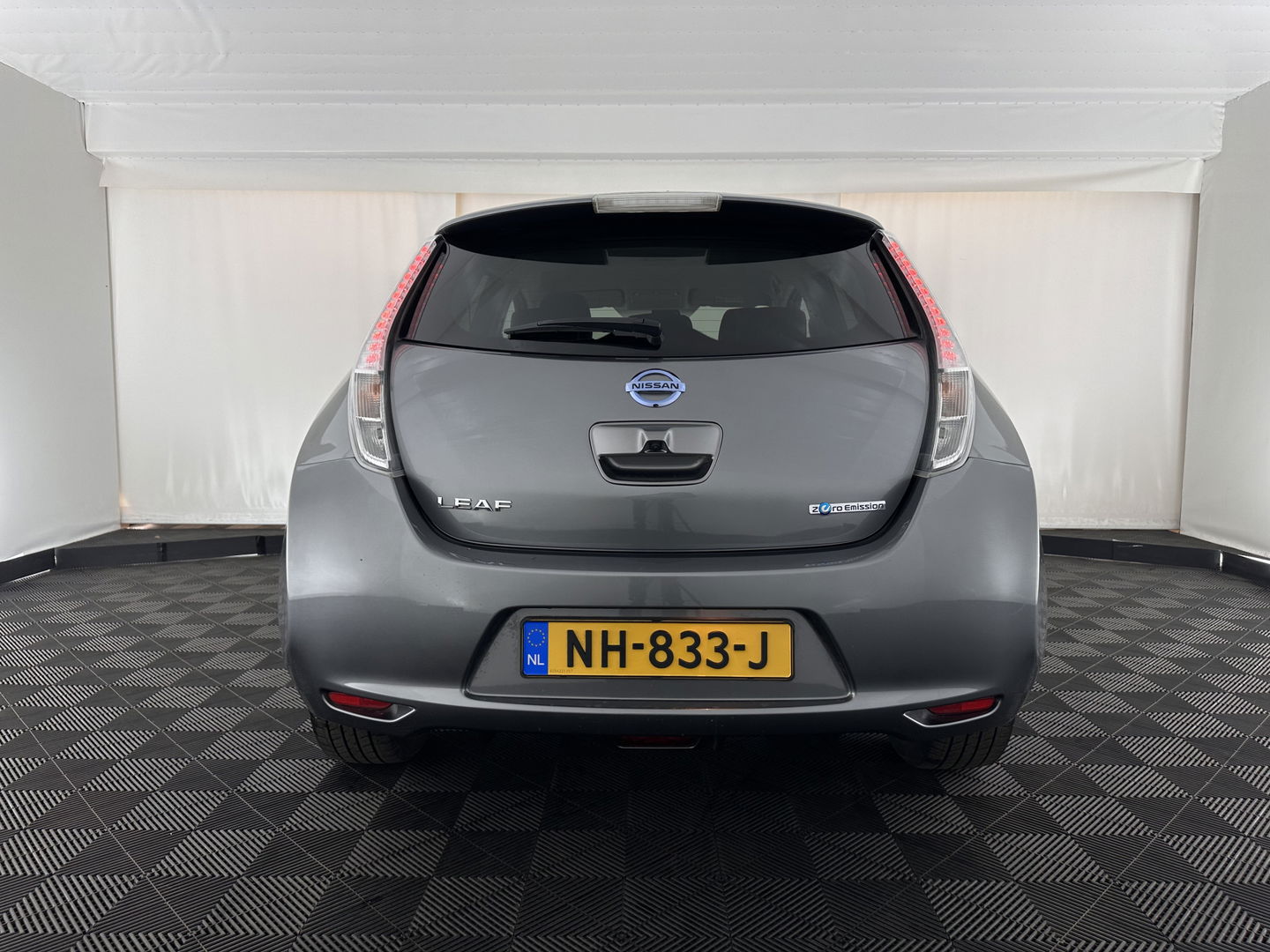 Nissan Leaf Business Edition 30 kWh Aut. *FULL-LEATHER | FULL-LED | BOSE-SURROUND | TOP-VIEW | KEYLESS | NAVI-FULLMAP | ECC | COMFORT-SEATS | 17"ALU*