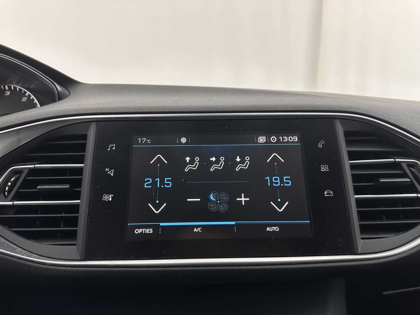 Peugeot 308 1.5 BlueHDi Allure *FULL-LED | SPORT-SEATS | NAVI-FULLMAP | DAB | ECC | PDC | CRUISE | 16''ALU*