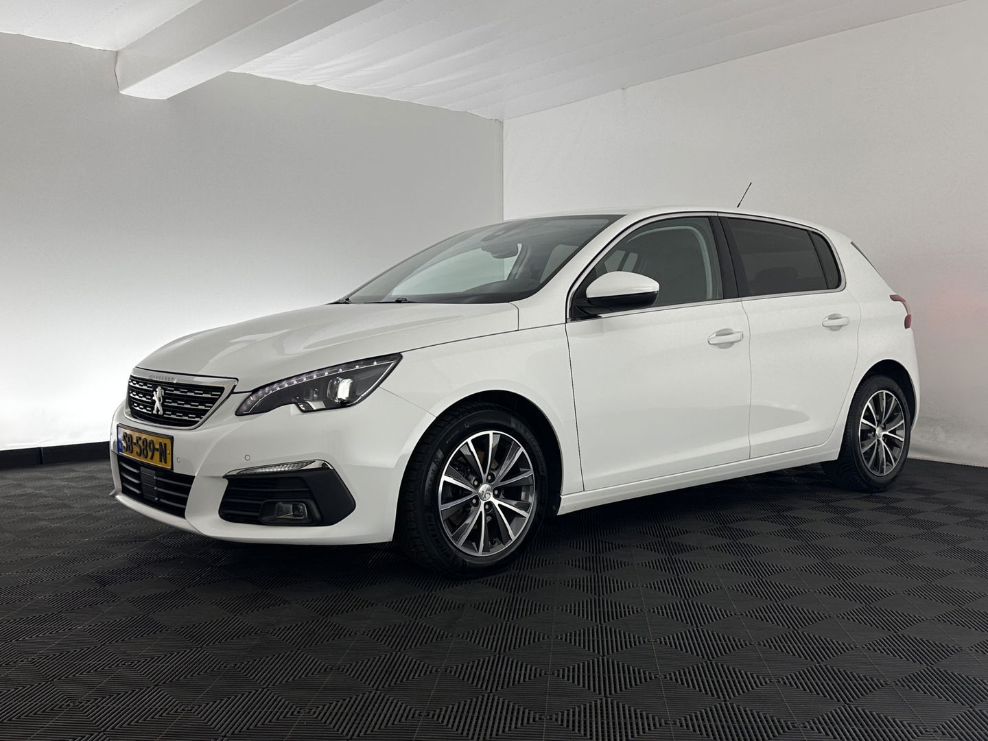Peugeot 308 1.5 BlueHDi Allure *FULL-LED | SPORT-SEATS | NAVI-FULLMAP | DAB | ECC | PDC | CRUISE | 16''ALU*