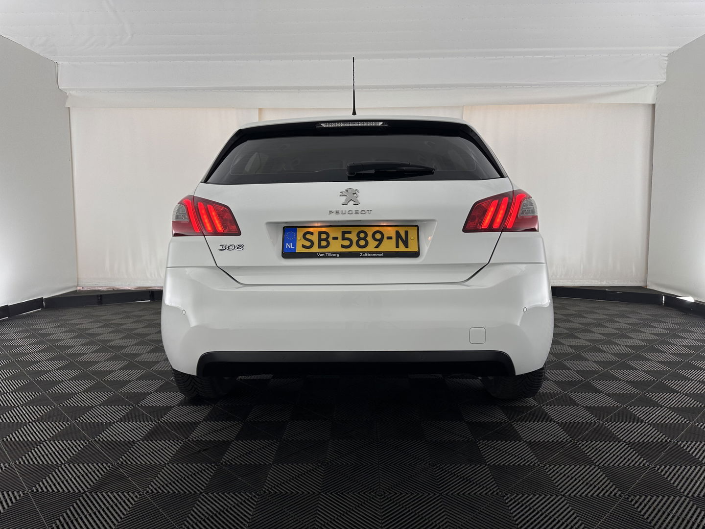 Peugeot 308 1.5 BlueHDi Allure *FULL-LED | SPORT-SEATS | NAVI-FULLMAP | DAB | ECC | PDC | CRUISE | 16''ALU*