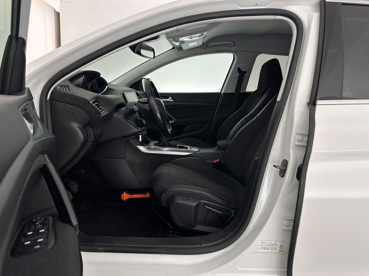 Peugeot 308 1.5 BlueHDi Allure *FULL-LED | SPORT-SEATS | NAVI-FULLMAP | DAB | ECC | PDC | CRUISE | 16''ALU*