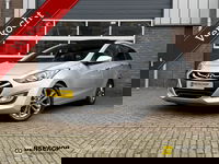 Hyundai i30 - Wagon 1.6 GDi Go! Panodak Navi Camera Climate Winterset