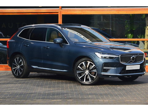 Volvo XC60 T8 Hybride AWD Ultimate Bright | Luchtvering | Massage | Stoel Ventilatie | Head-Up Display | 360° Camera |