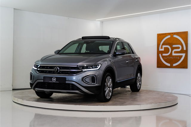 Volkswagen T-Roc - 1.5 TSI Style 150PK Facelift | Pano | LED | Stoel&Stuur verw. | Carplay | Camera | 12 MND Garantie