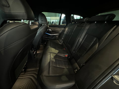 BMW 3 Serie Touring 330e M Sport Keyless|HuD|Memory|Trekhaak