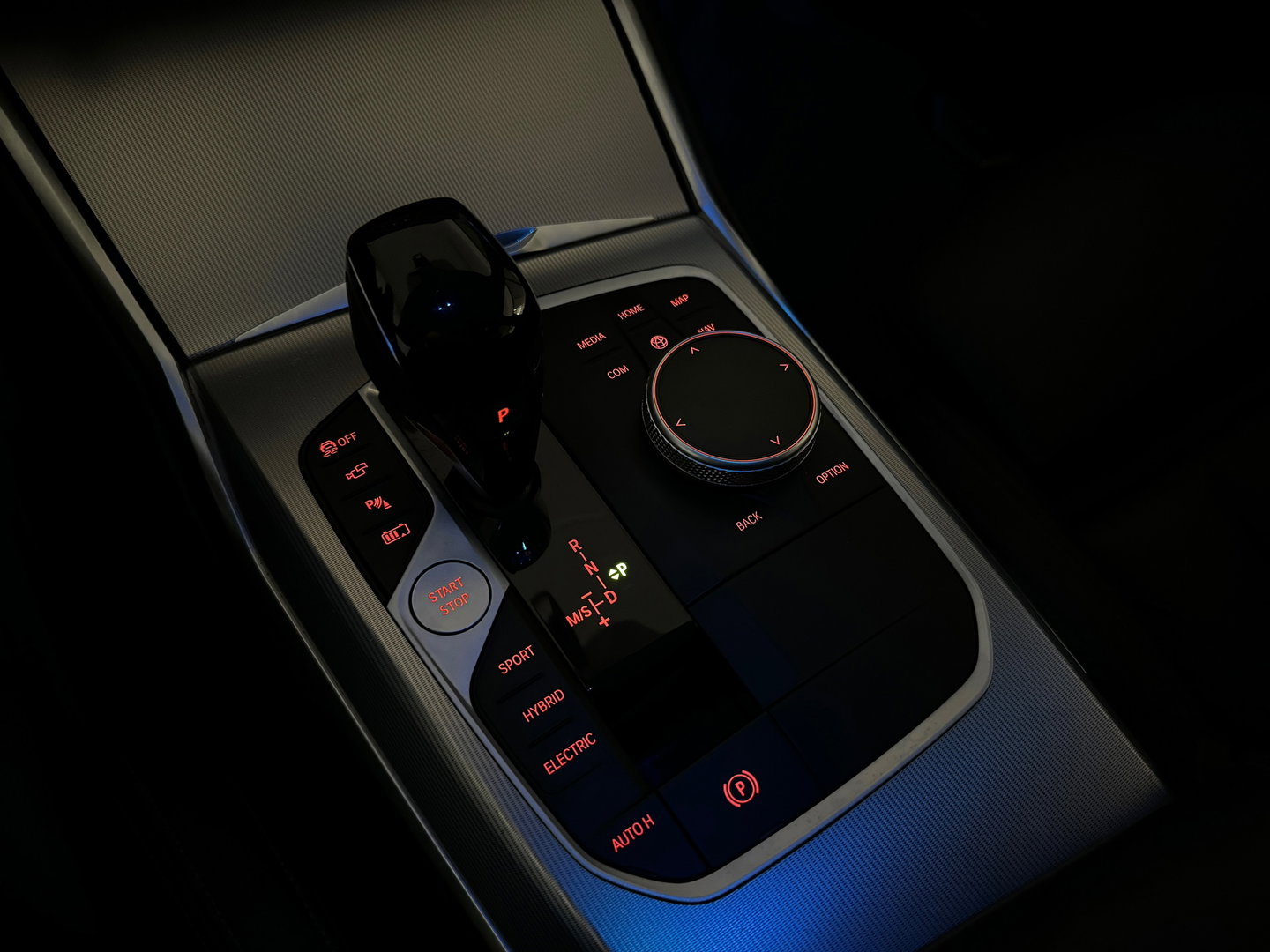 BMW 3 Serie Touring 330e M Sport Keyless|HuD|Memory|Trekhaak