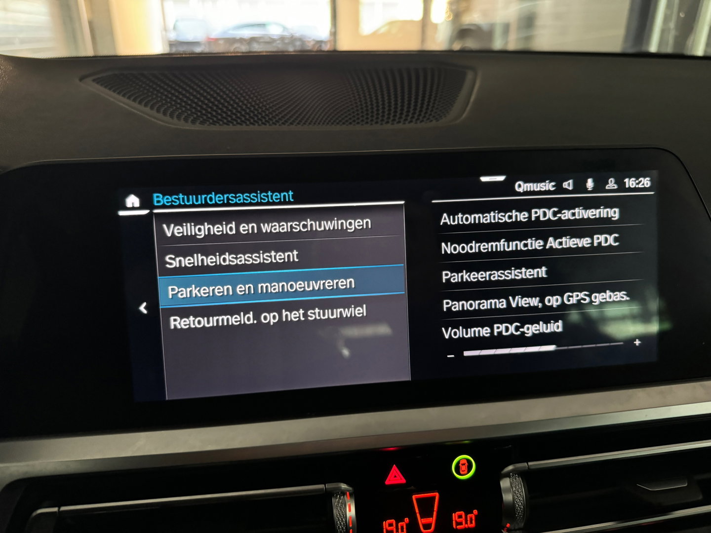 BMW 3 Serie Touring 330e M Sport Keyless|HuD|Memory|Trekhaak