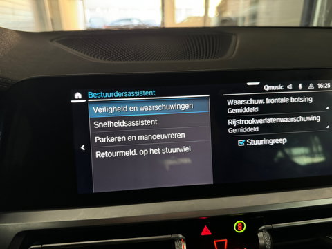 BMW 3 Serie Touring 330e M Sport Keyless|HuD|Memory|Trekhaak
