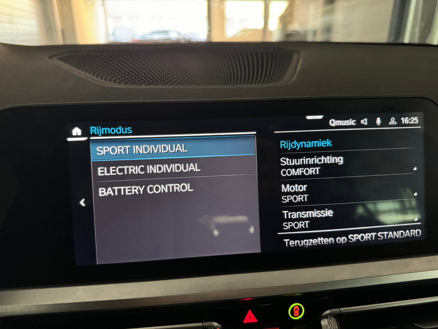 BMW 3 Serie Touring 330e M Sport Keyless|HuD|Memory|Trekhaak