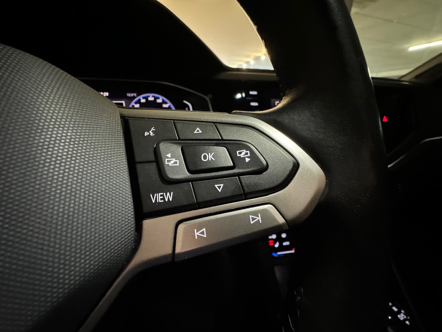 Volkswagen Taigo 1.5 TSI R-Line Business Pano|Keyl|Sfeer|VOL