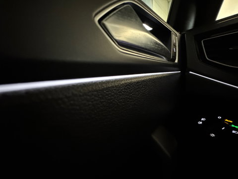 Volkswagen Taigo 1.5 TSI R-Line Business Pano|Keyl|Sfeer|VOL