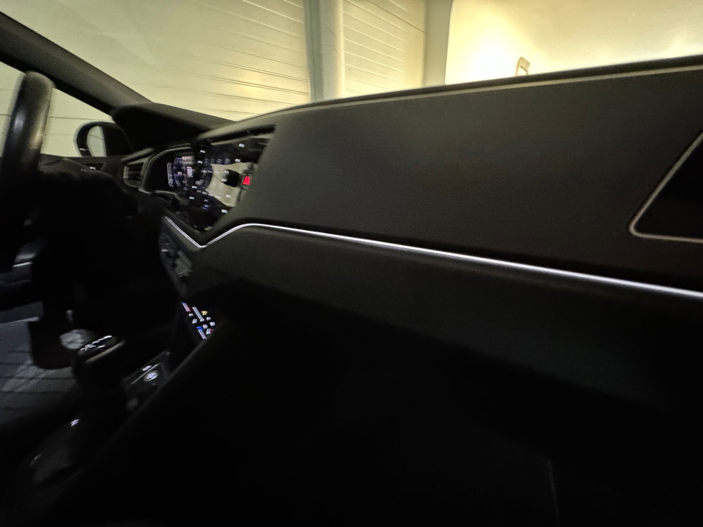 Volkswagen Taigo 1.5 TSI R-Line Business Pano|Keyl|Sfeer|VOL