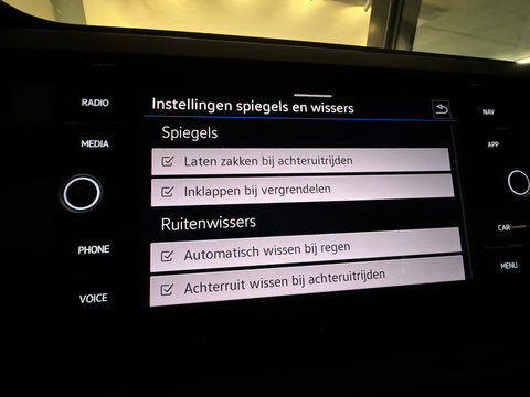 Volkswagen Taigo 1.5 TSI R-Line Business Pano|Keyl|Sfeer|VOL