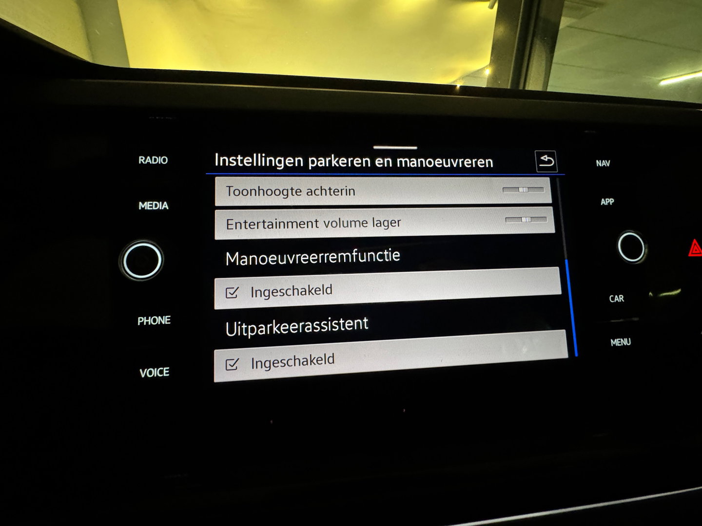 Volkswagen Taigo 1.5 TSI R-Line Business Pano|Keyl|Sfeer|VOL