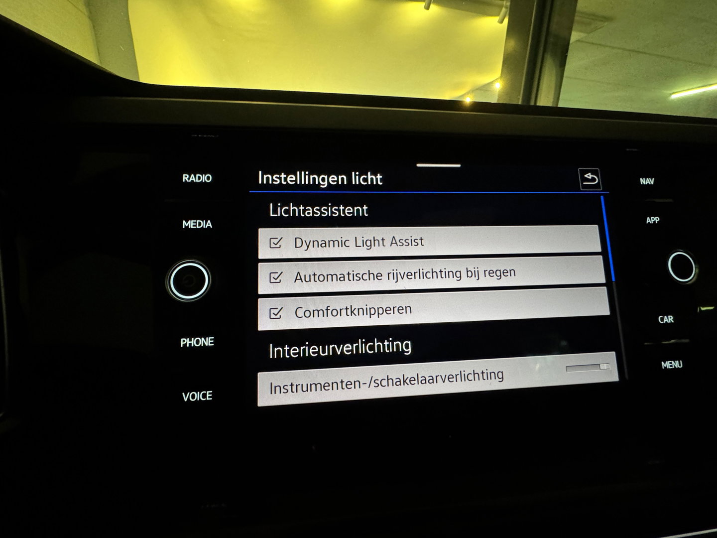 Volkswagen Taigo 1.5 TSI R-Line Business Pano|Keyl|Sfeer|VOL