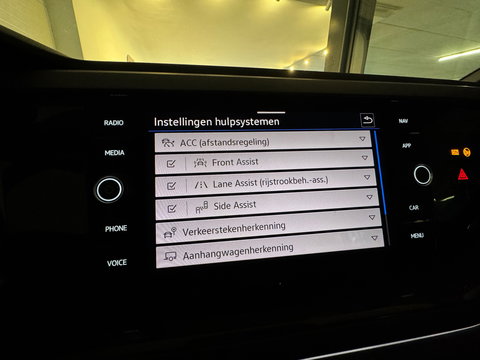 Volkswagen Taigo 1.5 TSI R-Line Business Pano|Keyl|Sfeer|VOL