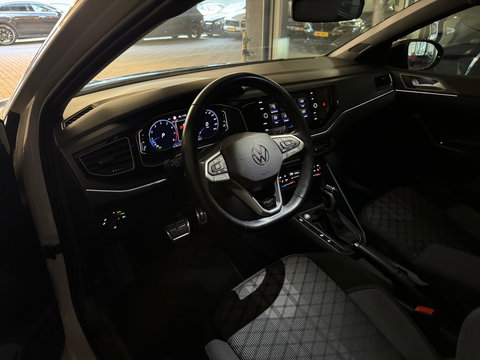 Volkswagen Taigo 1.5 TSI R-Line Business Pano|Keyl|Sfeer|VOL