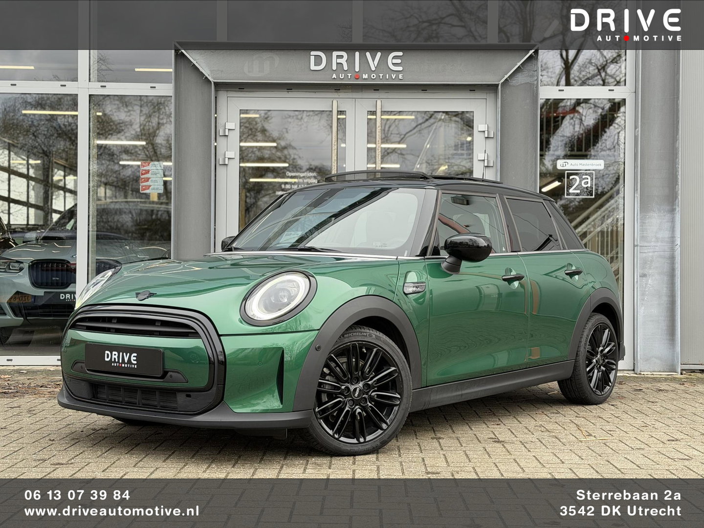 MINI Mini 1.5 Cooper Camden Edition |Pano|Leer|British racing green - Black exterior
