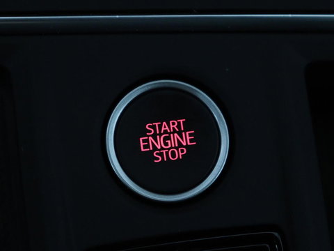 SEAT Leon Sportstourer 1.4 TSI eHybrid PHEV FR | SOH 99% | Stoel & stuurverwarming | Virtual Cockpit | Carplay | Cruise Control | Navigatie