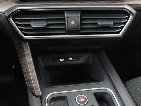 SEAT Leon Sportstourer 1.4 TSI eHybrid PHEV FR | SOH 99% | Stoel & stuurverwarming | Virtual Cockpit | Carplay | Cruise Control | Navigatie