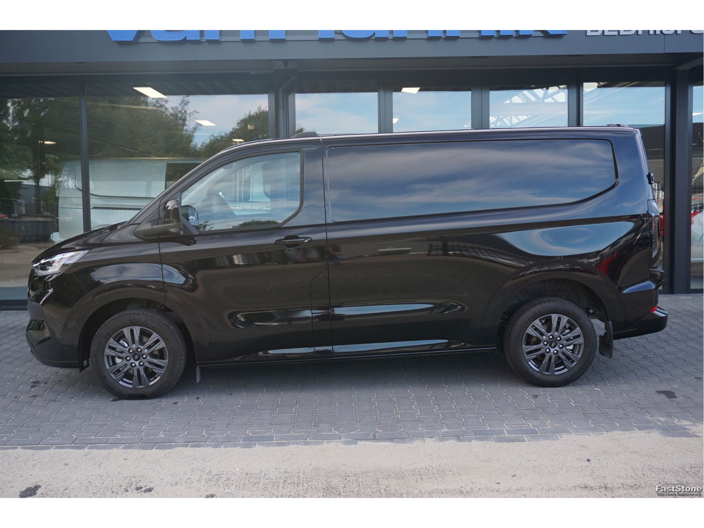 Ford Transit Custom 300S 150PK Limited BPM VRIJ!! Navi, Cam, Adap. Cruise, 17" LM, Trekhaak!! NR. A181