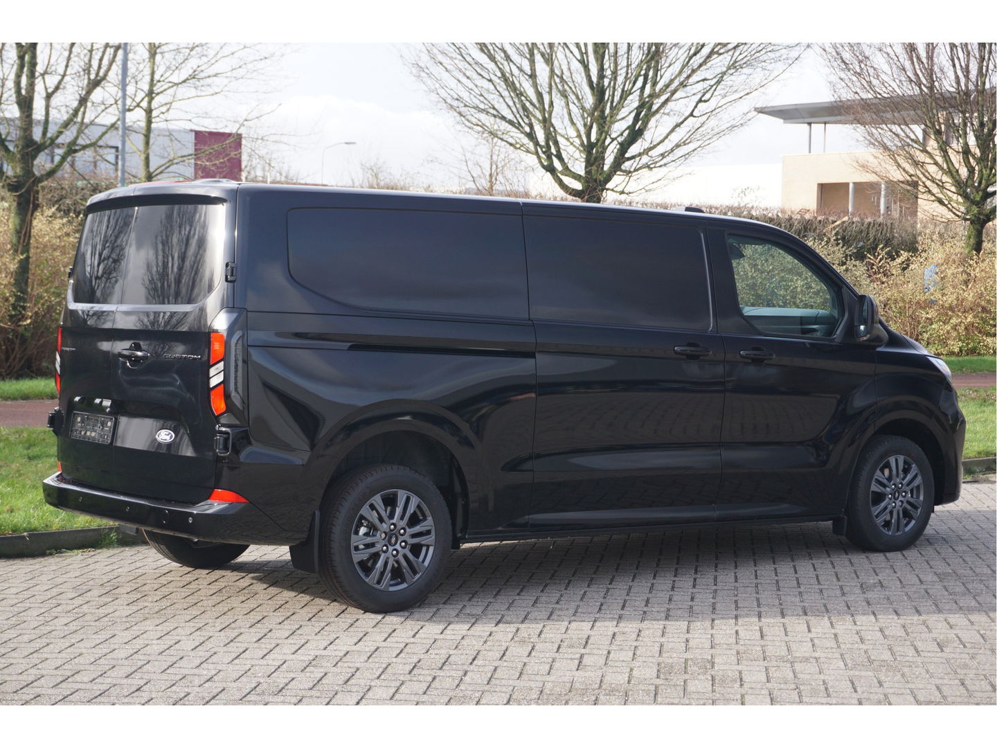 Ford Transit Custom 300L 150PK Limited BPM VRIJ!! Navi, Cam, Adap. Cruise, 17" LM, Trekhaak!! NR. A186