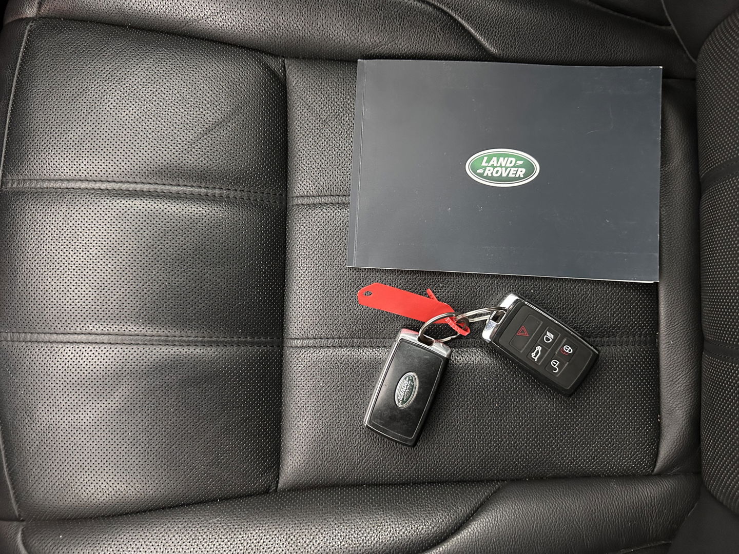 Land Rover Range Rover Evoque 2.0 D180 AWD SE (INCL.BTW) Aut. *LEATHER | FULL-LED | HEATED-COMFORTSEATS | NAVI-FULLMAP | SHIFT-PADDLES | CAMERA | ECC | PDC | CRUISE | 18''ALU*