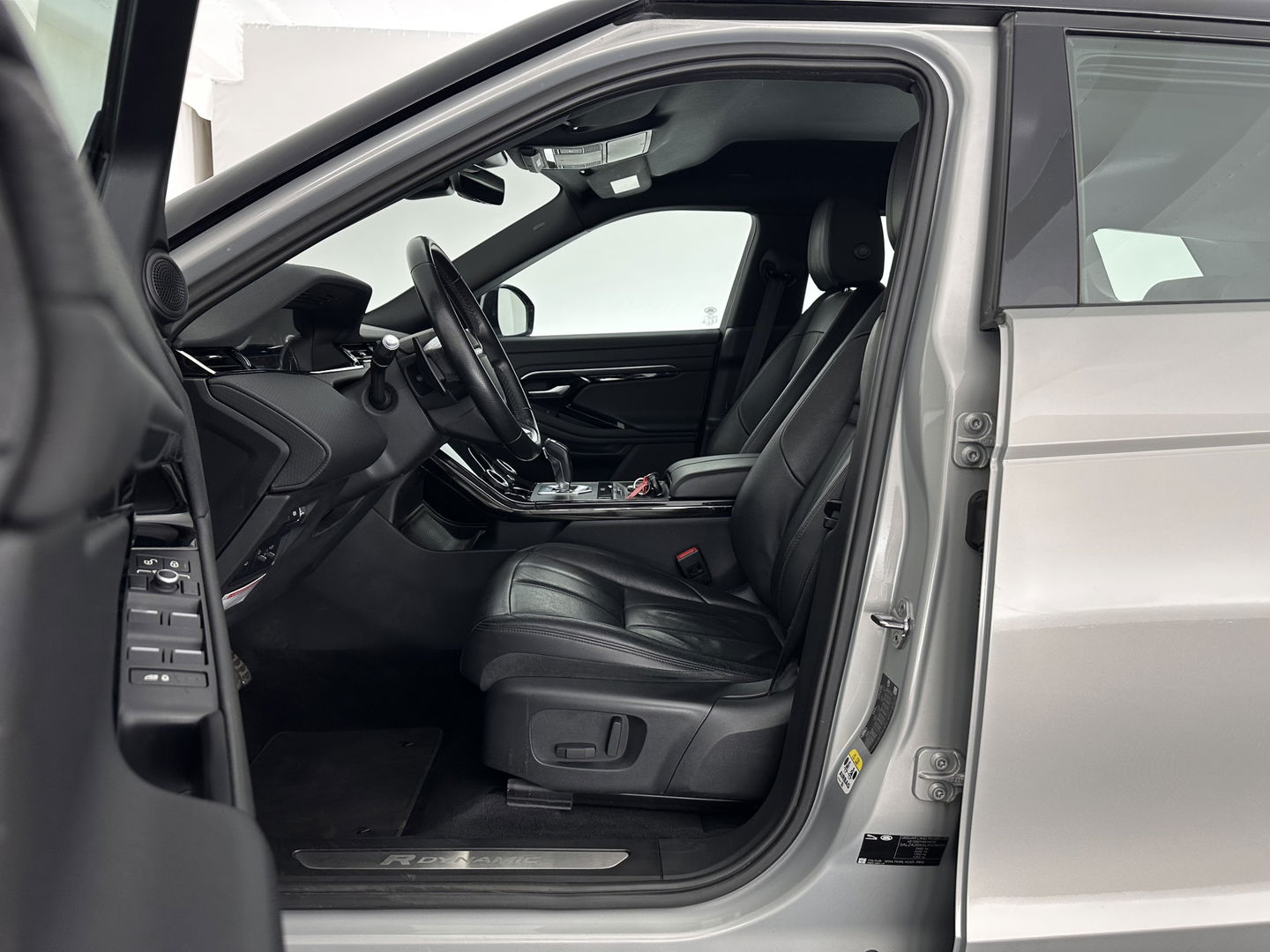 Land Rover Range Rover Evoque 2.0 D180 AWD SE (INCL.BTW) Aut. *LEATHER | FULL-LED | HEATED-COMFORTSEATS | NAVI-FULLMAP | SHIFT-PADDLES | CAMERA | ECC | PDC | CRUISE | 18''ALU*