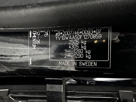 Volvo V60 2.4 D6 AWD Plug-In Hybrid Momentum Aut. *PANO | LEATHER-FABRIC | NAVI-FULLMAP | HEATED-COMFORTSEATS | ECC | PDC | CRUISE | TOWBAR | 17''ALU*