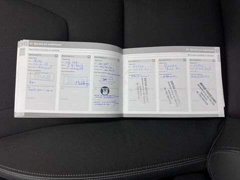 Volvo V60 2.4 D6 AWD Plug-In Hybrid Momentum Aut. *PANO | LEATHER-FABRIC | NAVI-FULLMAP | HEATED-COMFORTSEATS | ECC | PDC | CRUISE | TOWBAR | 17''ALU*