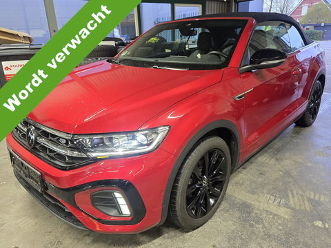Volkswagen T-Roc Cabrio 1.5 TSI R-Line | Apple Carplay | Android Auto | Stuurverwarming | Stoelverwarming | Camera | Adaptieve Cruise Control | Lane Assist | Dodehoeksensor | DAB |