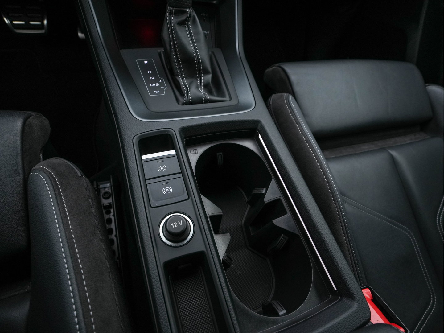 Audi Q3 Sportback 35 TFSI S-Line Edition (INCL-BTW) Aut. *LEATHER | FULL-LED | ADAPTIVE-CRUISE | DIGI-COCKPIT | NAVI-FULLMAP | CAMERA | DAB | AMBIENTLIGHT | PRIVACYGLASS | SHIFTPADDLES | ECC | PDC | 20''ALU*