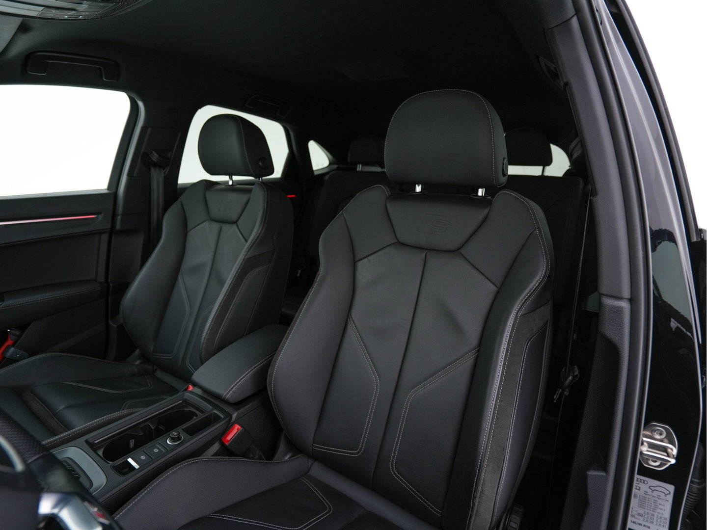 Audi Q3 Sportback 35 TFSI S-Line Edition (INCL-BTW) Aut. *LEATHER | FULL-LED | ADAPTIVE-CRUISE | DIGI-COCKPIT | NAVI-FULLMAP | CAMERA | DAB | AMBIENTLIGHT | PRIVACYGLASS | SHIFTPADDLES | ECC | PDC | 20''ALU*