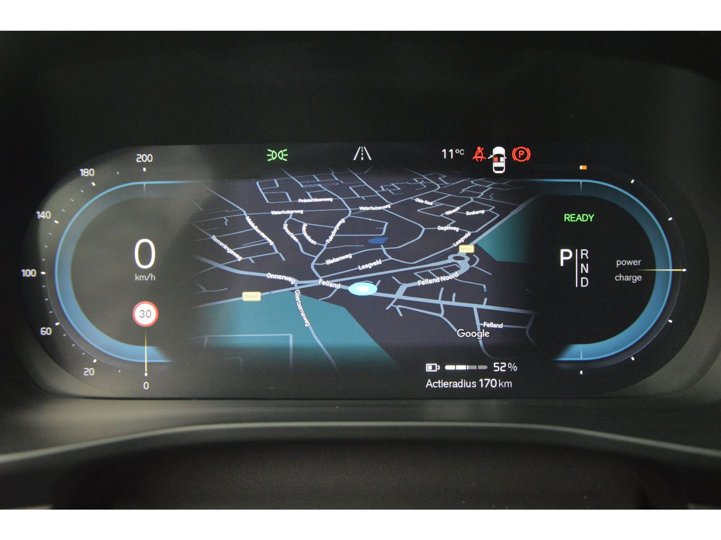 Volvo XC40 Recharge P8 AWD R-Design | SOH 93% | Trekhaak | Stoel + Stuur Verwarmd | Adaptive Cruise |