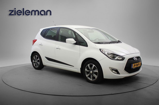 Hyundai ix20 - 1.4I Go - Airco, Navi, Camera, Trekhaak