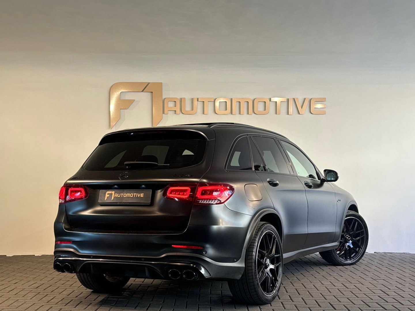 Mercedes-Benz GLC AMG 43 4M Premium+ Pano|HuD|Burmester