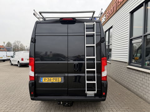 Peugeot Boxer 335 2.2 BlueHDi 165pk L3H2 Premium / vaste prijs rijklaar € 15.950 ex btw / lease vanaf € 269 / bpm vrij / euro 6 / airco / cruise / trekhaak / camera / imperial