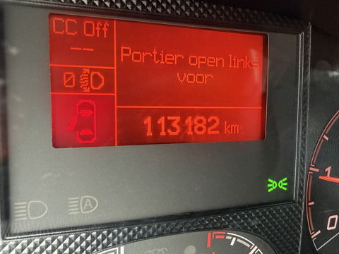 Peugeot Boxer 335 2.2 BlueHDi 165pk L3H2 Premium / vaste prijs rijklaar € 15.950 ex btw / lease vanaf € 269 / bpm vrij / euro 6 / airco / cruise / trekhaak / camera / imperial