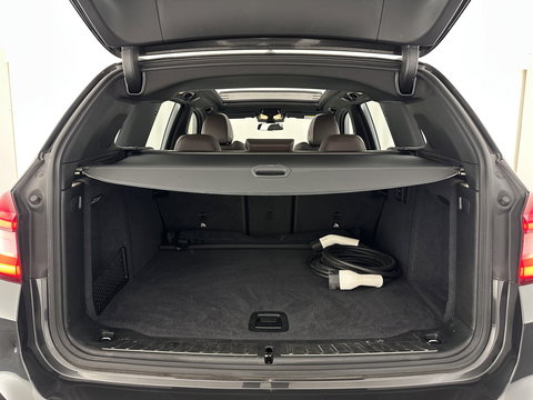 BMW iX3 High Executive 80 kWh [ 3-Fase-11kW ] {SOH-99%} (INCL-BTW) Aut. *PANO | LEATHER | HARMAN/KARDON | FULL-LED | BLINDSPOT | MEMORY-PACK | DIGI-COCKPIT | HEATED-SPORTSEATS | KEYLESS | TOPVIEW | DAB+ | NAVI-FULLMAP | HEAD-UP | PRIVACY-GLASS | .