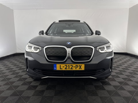 BMW iX3 High Executive 80 kWh [ 3-Fase-11kW ] {SOH-99%} (INCL-BTW) Aut. *PANO | LEATHER | HARMAN/KARDON | FULL-LED | BLINDSPOT | MEMORY-PACK | DIGI-COCKPIT | HEATED-SPORTSEATS | KEYLESS | TOPVIEW | DAB+ | NAVI-FULLMAP | HEAD-UP | PRIVACY-GLASS | .