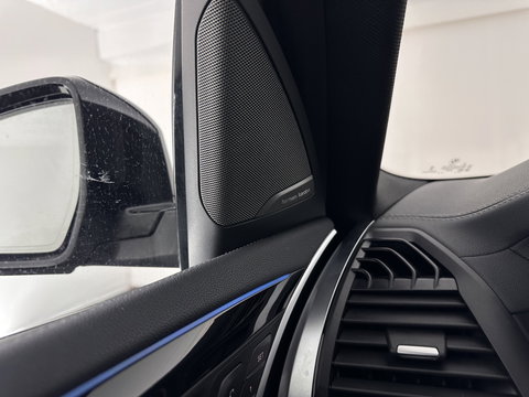 BMW iX3 High Executive 80 kWh [ 3-Fase-11kW ] {SOH-99%} (INCL-BTW) Aut. *PANO | LEATHER | HARMAN/KARDON | FULL-LED | BLINDSPOT | MEMORY-PACK | DIGI-COCKPIT | HEATED-SPORTSEATS | KEYLESS | TOPVIEW | DAB+ | NAVI-FULLMAP | HEAD-UP | PRIVACY-GLASS | .