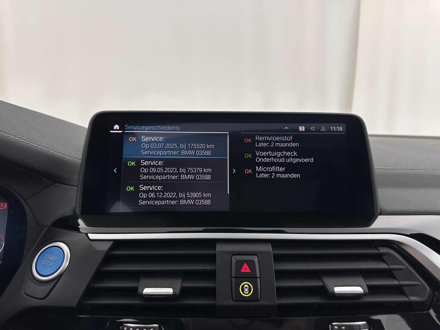 BMW iX3 High Executive 80 kWh [ 3-Fase-11kW ] {SOH-99%} (INCL-BTW) Aut. *PANO | LEATHER | HARMAN/KARDON | FULL-LED | BLINDSPOT | MEMORY-PACK | DIGI-COCKPIT | HEATED-SPORTSEATS | KEYLESS | TOPVIEW | DAB+ | NAVI-FULLMAP | HEAD-UP | PRIVACY-GLASS | .