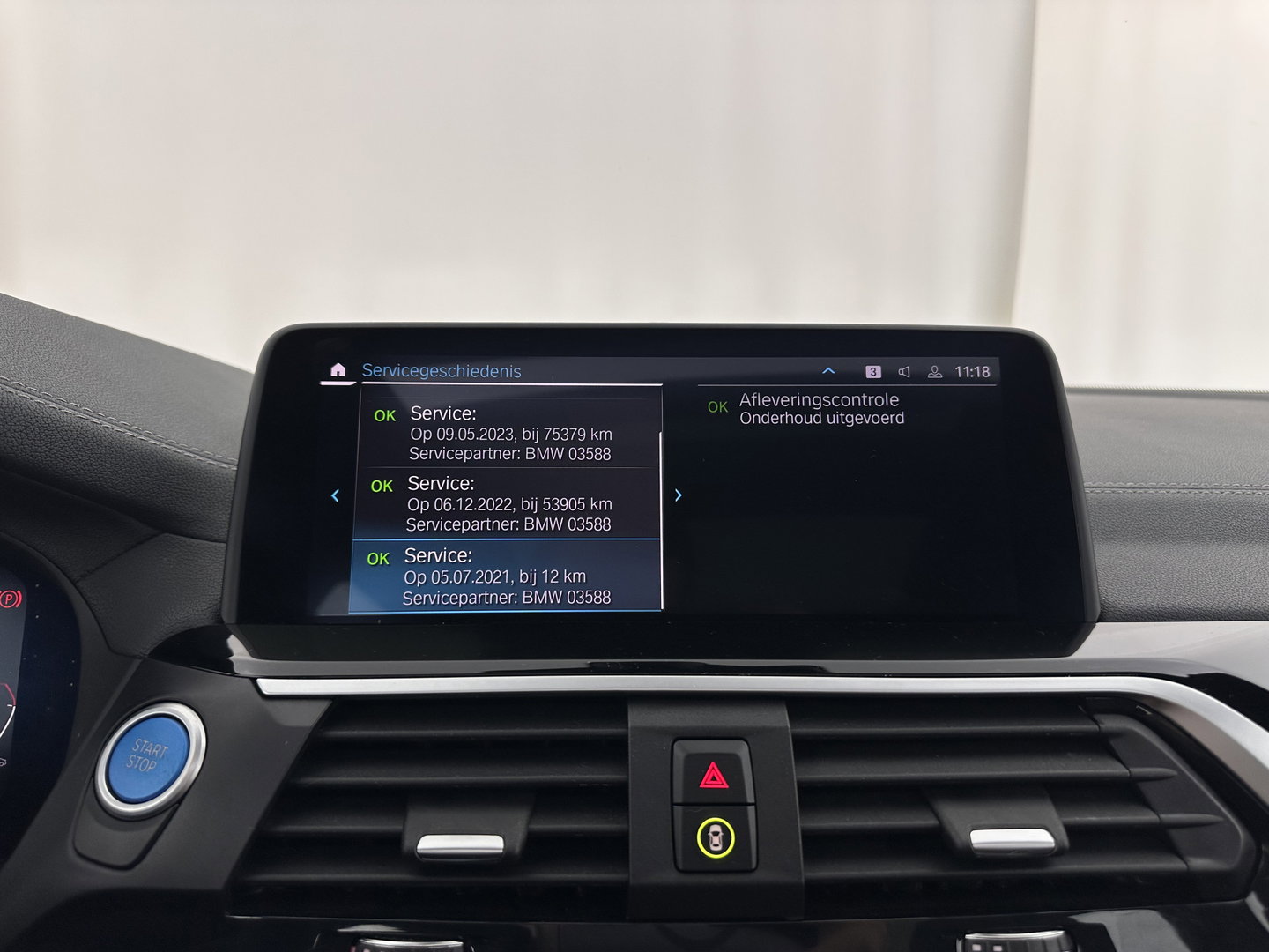 BMW iX3 High Executive 80 kWh [ 3-Fase-11kW ] {SOH-99%} (INCL-BTW) Aut. *PANO | LEATHER | HARMAN/KARDON | FULL-LED | BLINDSPOT | MEMORY-PACK | DIGI-COCKPIT | HEATED-SPORTSEATS | KEYLESS | TOPVIEW | DAB+ | NAVI-FULLMAP | HEAD-UP | PRIVACY-GLASS | .