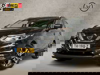 Nissan QASHQAI - 1.2 N-Connecta (PANORAMADAK, NAVIGATIE, 360 CAMERA, GETINT GLAS, KEYLESS, SPORTSTOELEN, CRUISE, TREKHAAK, NIEUWE APK, NIEUWSTAAT)