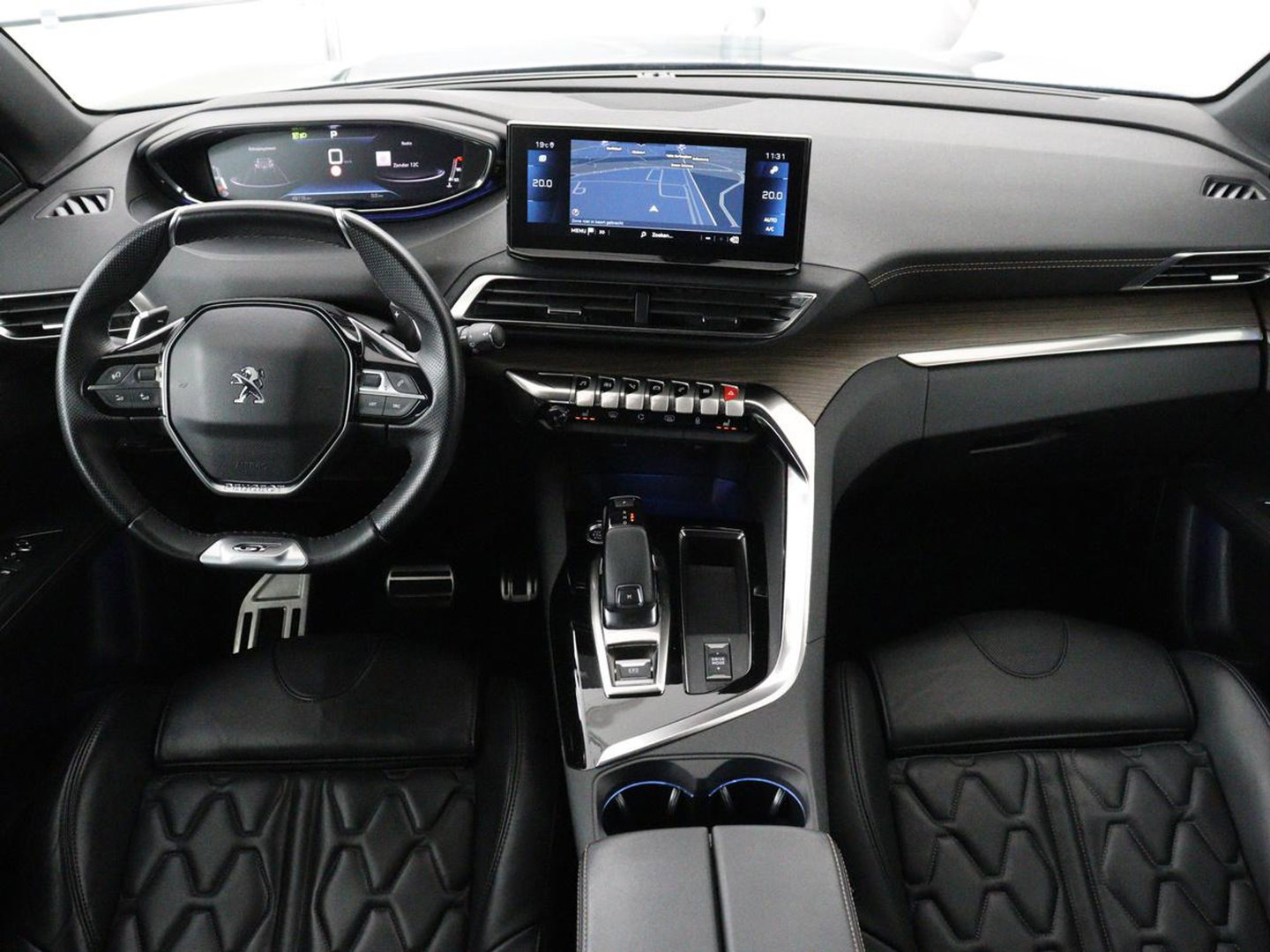 Peugeot 3008 1.6 PureTech GT | Massage | Adaptive cruise | Trekhaak afneembaar | Leder | Full LED | 360 Camera | Carplay | Stoelverwarming