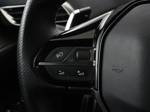 Peugeot 3008 1.6 PureTech GT | Massage | Adaptive cruise | Trekhaak afneembaar | Leder | Full LED | 360 Camera | Carplay | Stoelverwarming