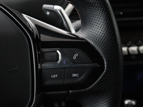 Peugeot 3008 1.6 PureTech GT | Massage | Adaptive cruise | Trekhaak afneembaar | Leder | Full LED | 360 Camera | Carplay | Stoelverwarming