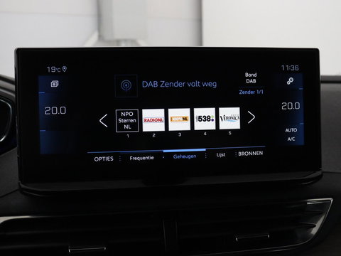 Peugeot 3008 1.6 PureTech GT | Massage | Adaptive cruise | Trekhaak afneembaar | Leder | Full LED | 360 Camera | Carplay | Stoelverwarming