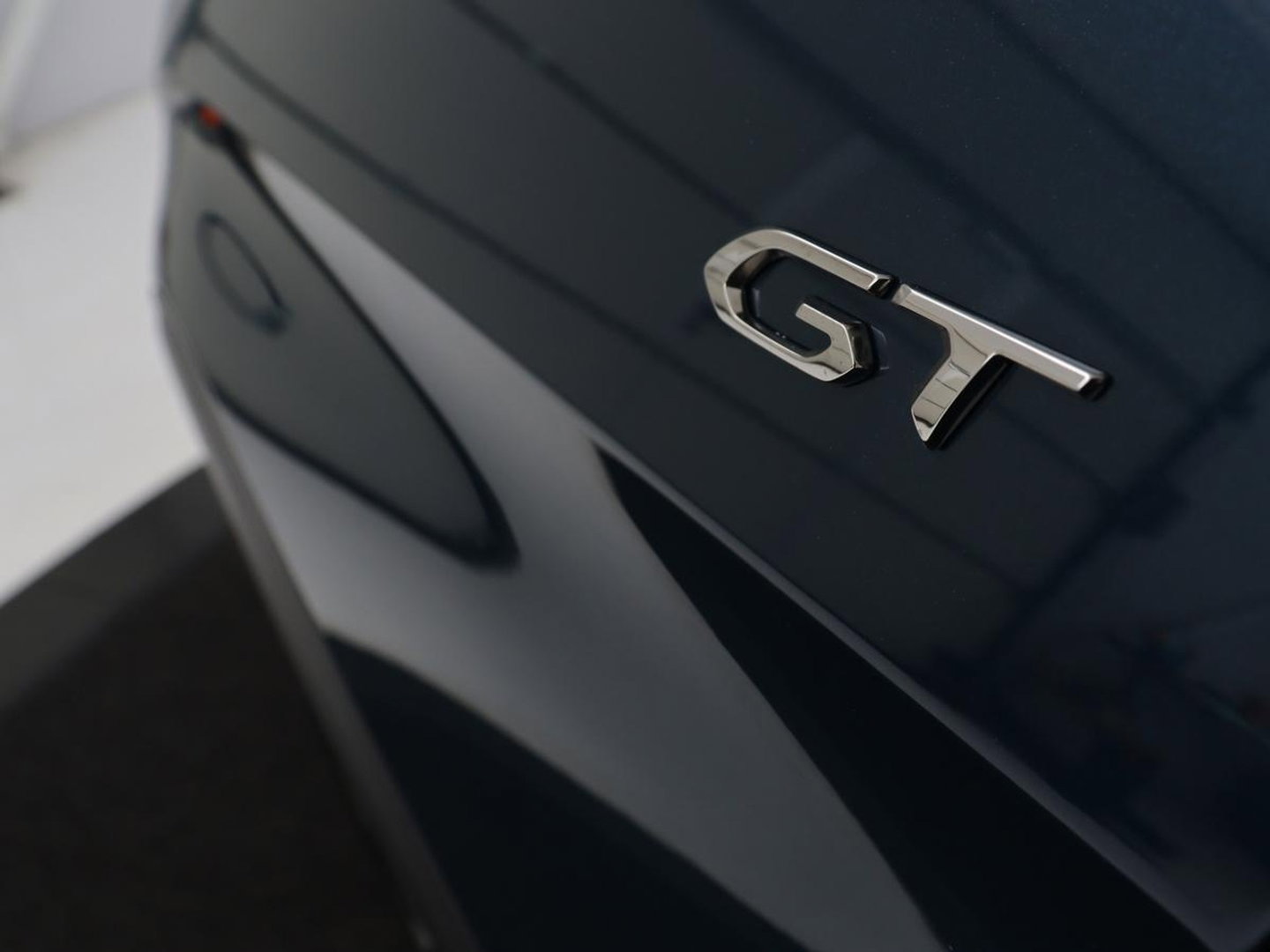 Peugeot 3008 1.6 PureTech GT | Massage | Adaptive cruise | Trekhaak afneembaar | Leder | Full LED | 360 Camera | Carplay | Stoelverwarming