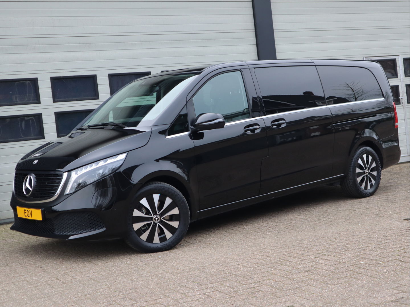 Mercedes-Benz EQV 300 90kWh SoH L3 Extra Lang - 8 Zits - Leder - elc. Schuif